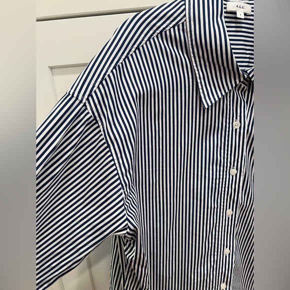 A.L.C MONICA BLUE & WHITE STRIPE BUTTON DOWN SHIRT, SIZE 4. - Picture 4 of 11